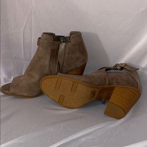 fergalicious recruit bootie